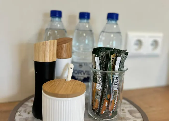 Pine Cone Cozy דירה *