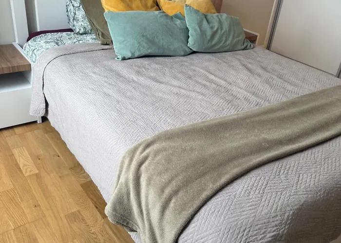 Апартаменты Pine Cone Cozy